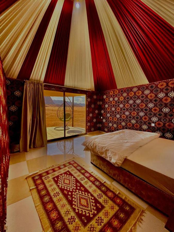 W Camp Wadi Rum Bagian luar foto